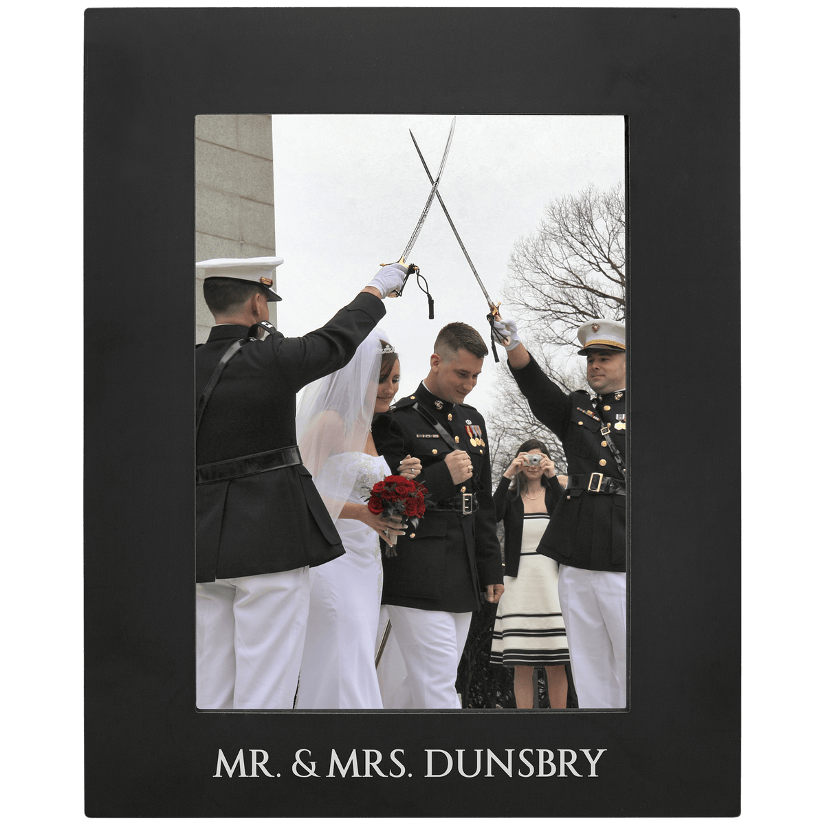 Aluminum Photo Frame for a 5 × 7 in photo