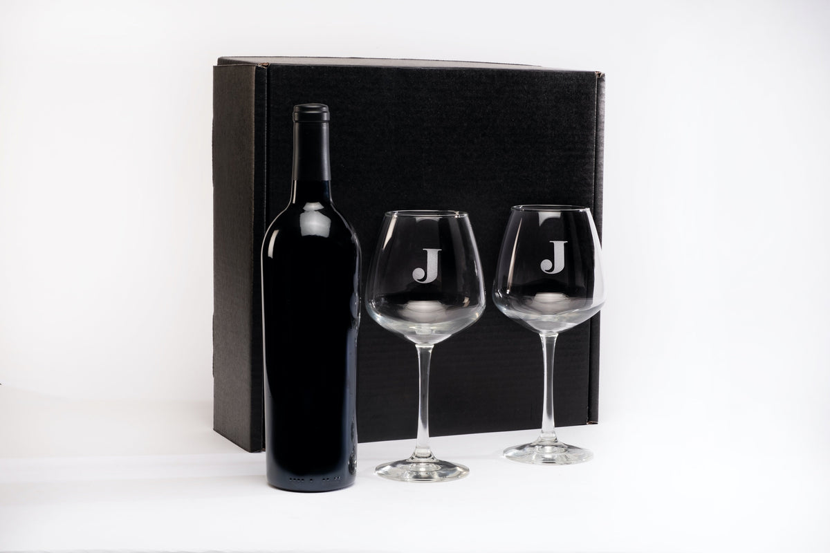 Engraved gift — additional design or presentation example; final configuration confirmed in quote