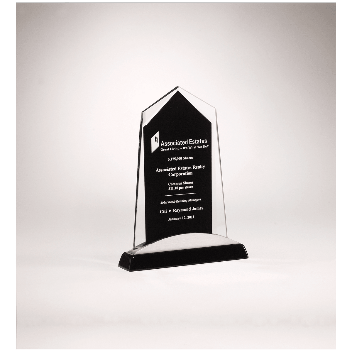 Apex Series Glass Award, Black Piano Finish Base with Silver Aluminum Accent