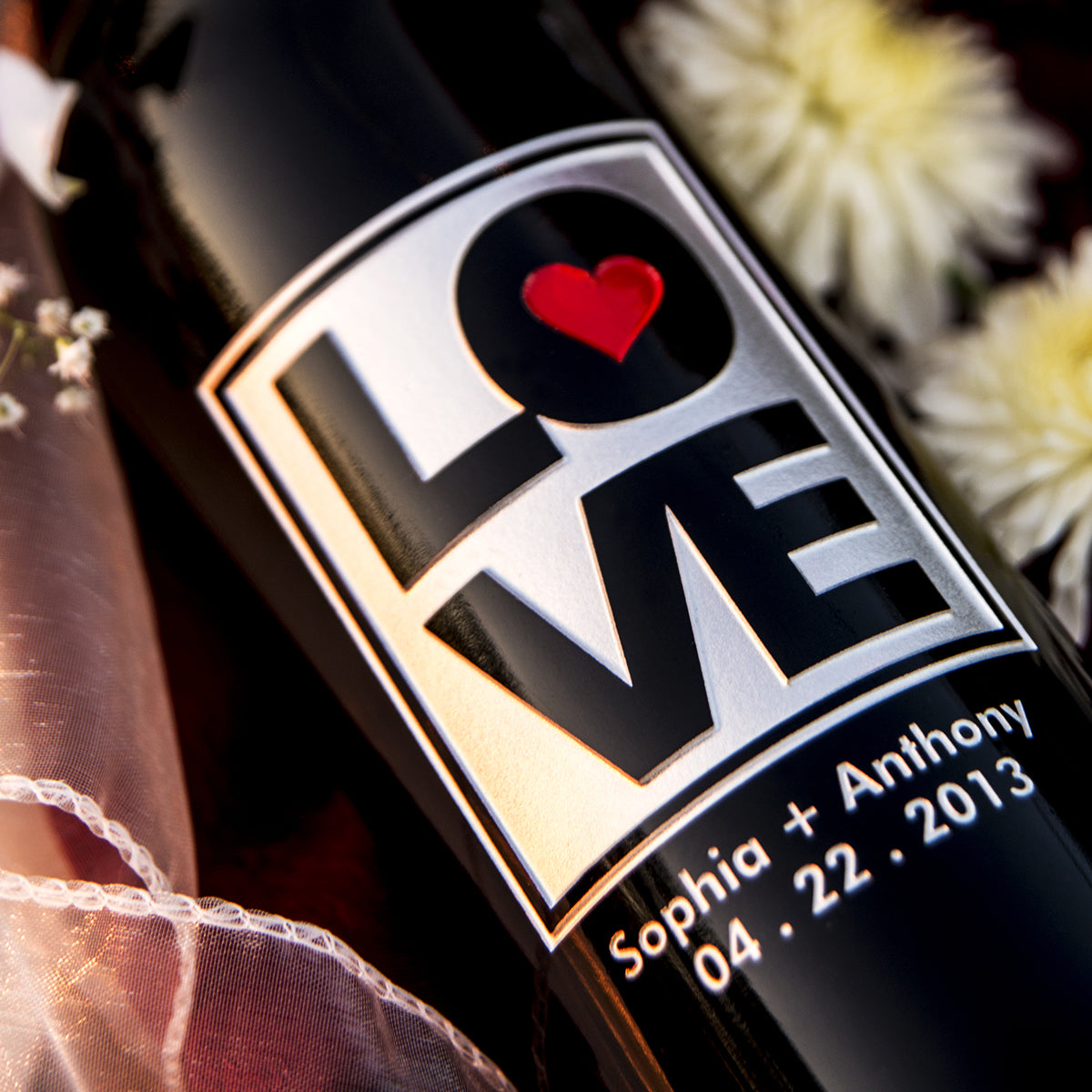 Love & Heart — Engraved Wine Bottle