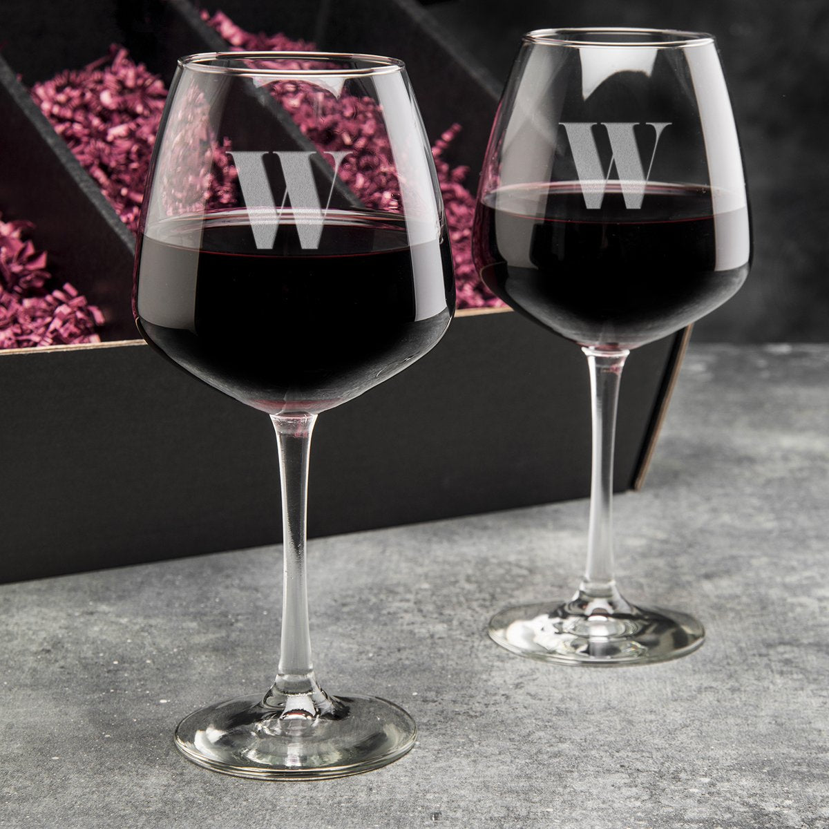 Engraved gift — additional design or presentation example; final configuration confirmed in quote